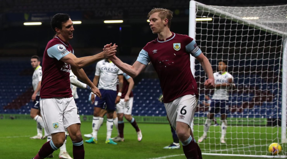  沃特金斯94分钟绝杀，维拉1-0爆冷战胜卫冕冠军