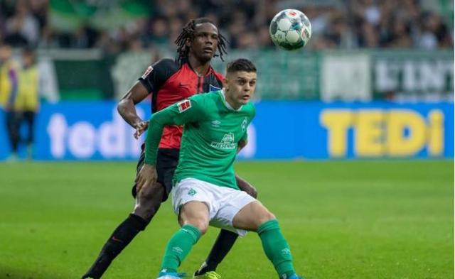  帕德博恩反击效率惊人，快速转换连入两球奠定胜局  